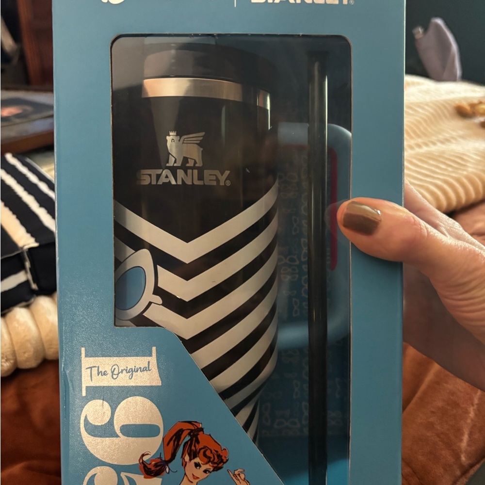 Stanley Chevron Black and White Tumbler